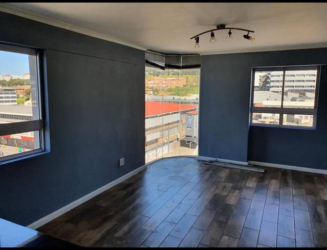 1 BEDROOM PROPERTY TO RENT IN SALT RIVER